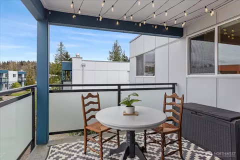 Exterior - 311 128th St SE #E210, Everett, WA 98208 photo 1 of 5