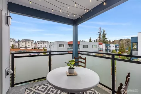 Exterior - 311 128th St SE #E210, Everett, WA 98208 photo 2 of 5