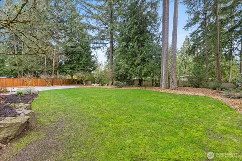 Exterior - 20304 45th Dr SE, Bothell, WA 98012 photo 9 of 9