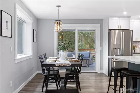 Dining - 20304 45th Dr SE, Bothell, WA 98012 photo 3 of 3