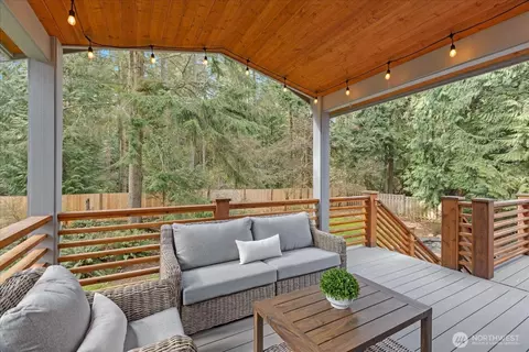 Exterior - 20304 45th Dr SE, Bothell, WA 98012 photo 2 of 9