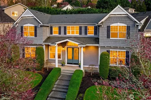 11019 NE 104th St, Kirkland, WA 98033