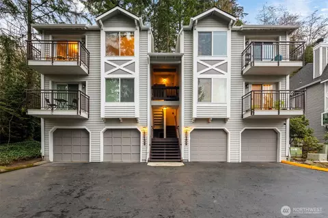 12809 NE 170th Ln, Woodinville, WA 98072