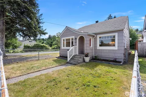 2457 Snyder Ave, Bremerton, WA 98312