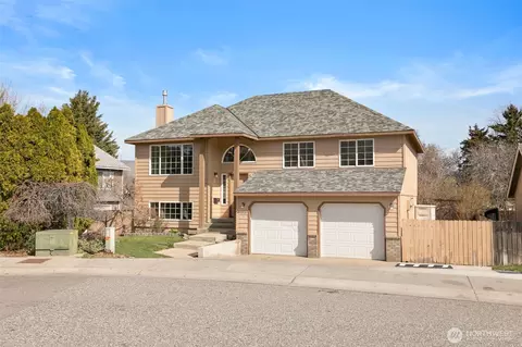 1320 Fairhaven Ave, Wenatchee, WA 98801