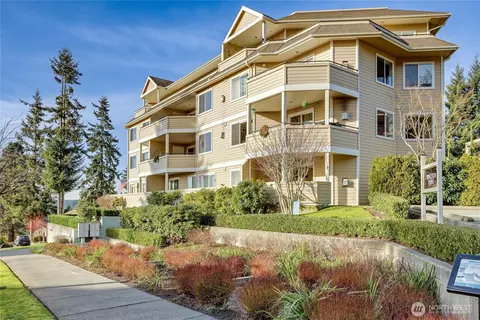 26291 Pennsylvania Ave #201, Kingston, WA 98346
