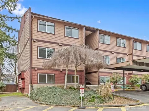 17430 Ambaum Blvd S #1, Burien, WA 98148