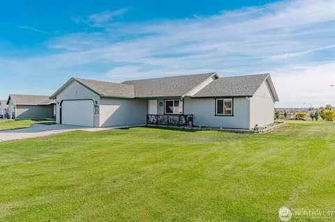 1409 W Electra St, Moses Lake, WA 98837