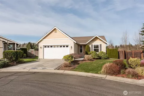 181 W Lobelia Dr, Sequim, WA 98382
