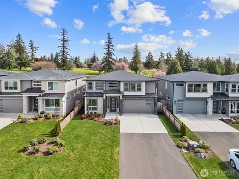 421 Rockefeller Ave, Everett, WA 98201