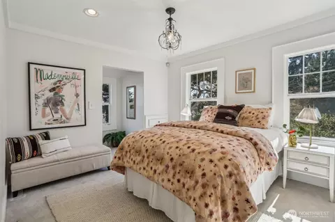 Bedroom - 2406 E Galer St, Seattle, WA 98112 photo 1 of 6