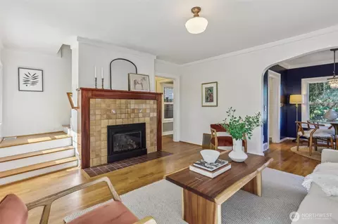 Living - 2406 E Galer St, Seattle, WA 98112 photo 1 of 2