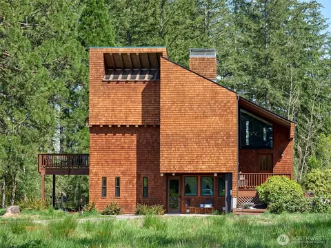 289 Classe Rd, Toledo, WA 98591