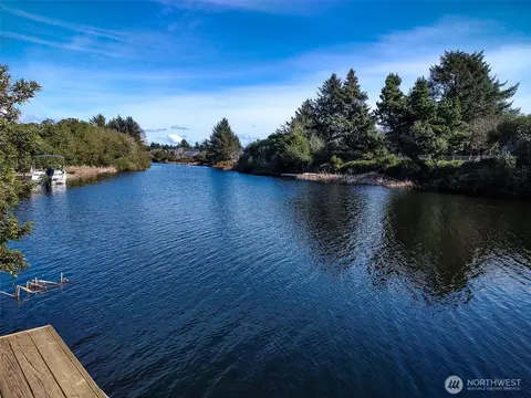 345 Cockle St SW, Ocean Shores, WA 98569