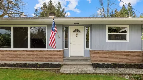 23718 Brier Rd, Brier, WA 98036