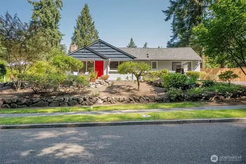 1800 NE 165th St, Shoreline, WA 98155