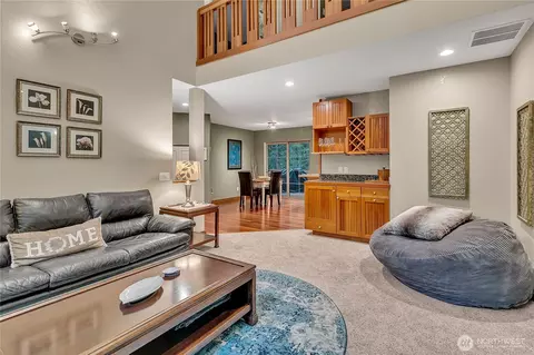 Living - 701 E Vine Maple Ln, Union, WA 98592 photo 3 of 4