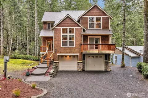 701 E Vine Maple Ln, Union, WA 98592