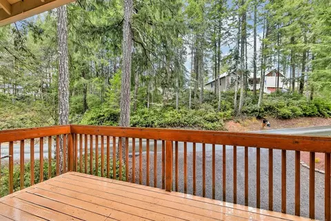 Exterior - 701 E Vine Maple Ln, Union, WA 98592 photo 3 of 4