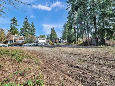 0 94th Ave NE, Yarrow Point, WA 98004