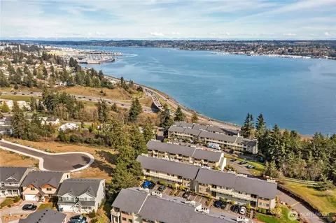 1725 W Sunn Fjord Ln #J-204, Bremerton, WA 98312
