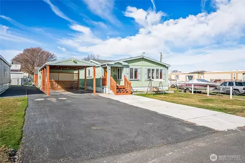 3057 Road H #65, Moses Lake, WA 98837