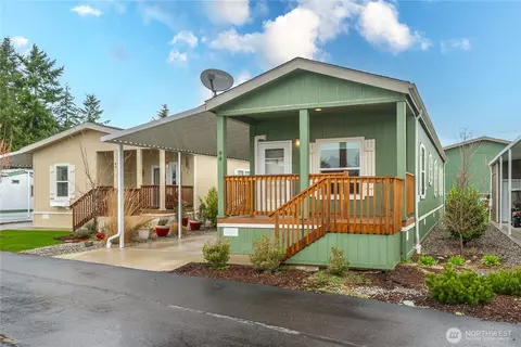 2101 S 324th St #94, Federal Way, WA 98003