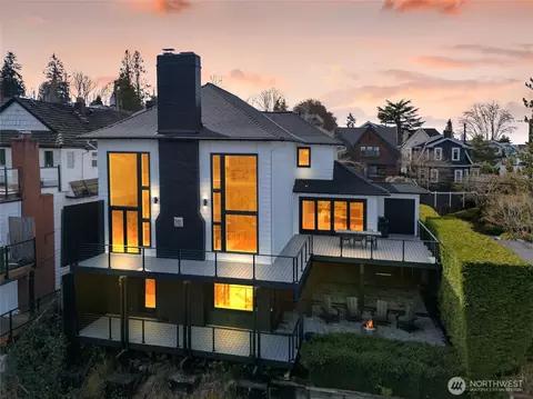 Exterior - 1932 15th Ave E, Seattle, WA 98112 photo 5 of 6