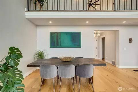 Dining - 1932 15th Ave E, Seattle, WA 98112 photo 1 of 3