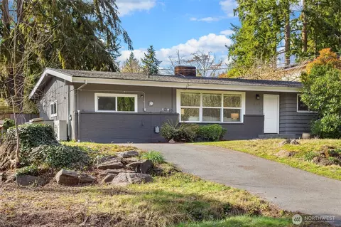 18407 61st Pl NE, Kenmore, WA 98028