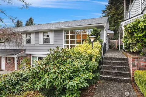 1420 Bellevue Way SE # 9, Bellevue, WA 98004