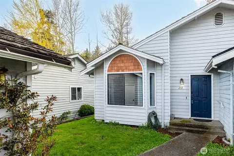 210 N 23rd St, Mount Vernon, WA 98273