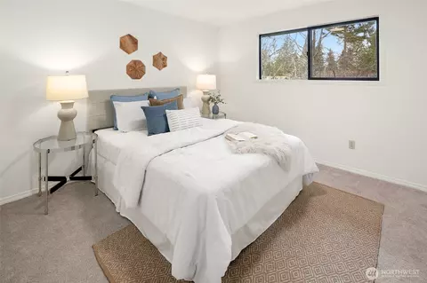 Bedroom - 17612 Valley Circle Dr, Bothell, WA 98012 photo 1 of 5