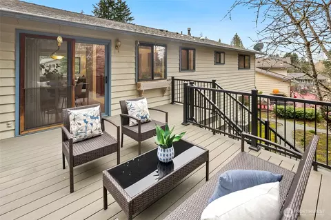 Exterior - 17612 Valley Circle Dr, Bothell, WA 98012 photo 3 of 5