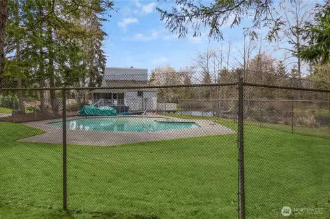 Exterior - 17612 Valley Circle Dr, Bothell, WA 98012 photo 5 of 5