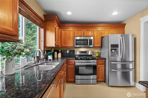 Kitchen - 1625 185th Street Ct E, Spanaway, WA 98387 photo 5 of 5