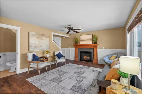 Living - 1625 185th Street Ct E, Spanaway, WA 98387 photo 5 of 10