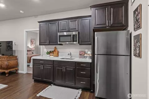 Kitchen - 23617 44th Dr SE, Bothell, WA 98021 photo 5 of 5