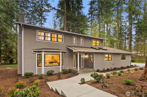 19402 161st Ave NE, Woodinville, WA 98072