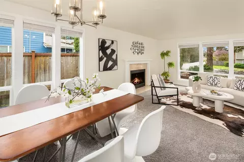 Dining - 2413 166th Pl SE, Bothell, WA 98012 photo 3 of 3