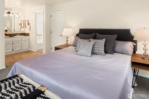 Bedroom - 2413 166th Pl SE, Bothell, WA 98012 photo 2 of 5