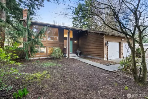15027 111th Avenue Ct E, Puyallup, WA 98374