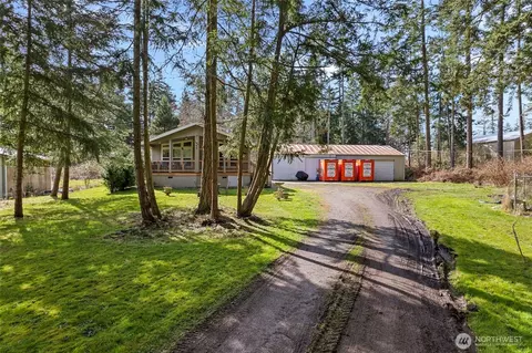 160 E Sleeper Rd, Oak Harbor, WA 98277 photo 2