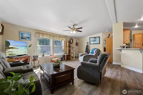 160 E Sleeper Rd, Oak Harbor, WA 98277 photo 6