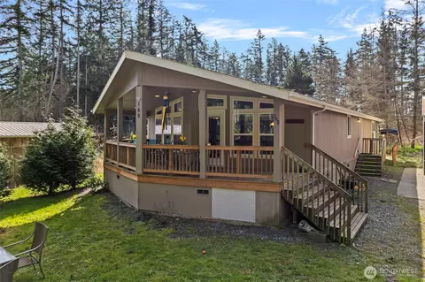 160 E Sleeper Rd, Oak Harbor, WA 98277 photo 4