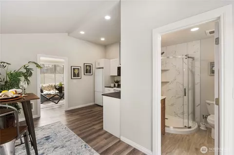 Entry Way - 701 105th SW, Everett, WA 98204 photo 1 of 1