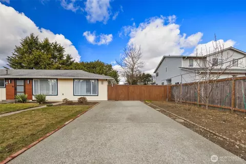 Exterior - 701 105th SW, Everett, WA 98204 photo 11 of 11