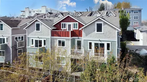 3619 Albion Pl N N #C, Seattle, WA 98103