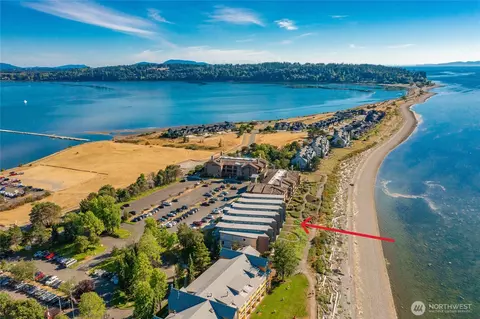 9545 Semiahmoo Pkwy #201, Blaine, WA 98230