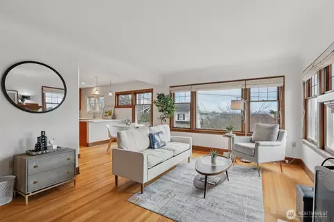 6914 Heights Pl SW, Seattle, WA 98136